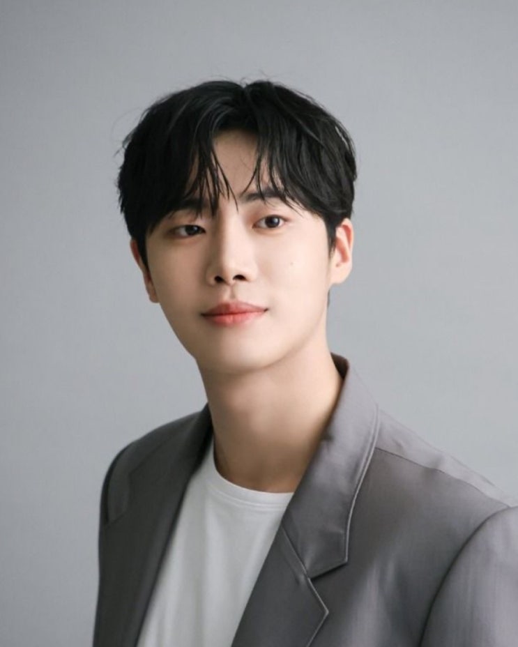 <b>추영우</b> 머리 분석 : 애즈펌 시스루댄디컷 홍대헤어샵... 