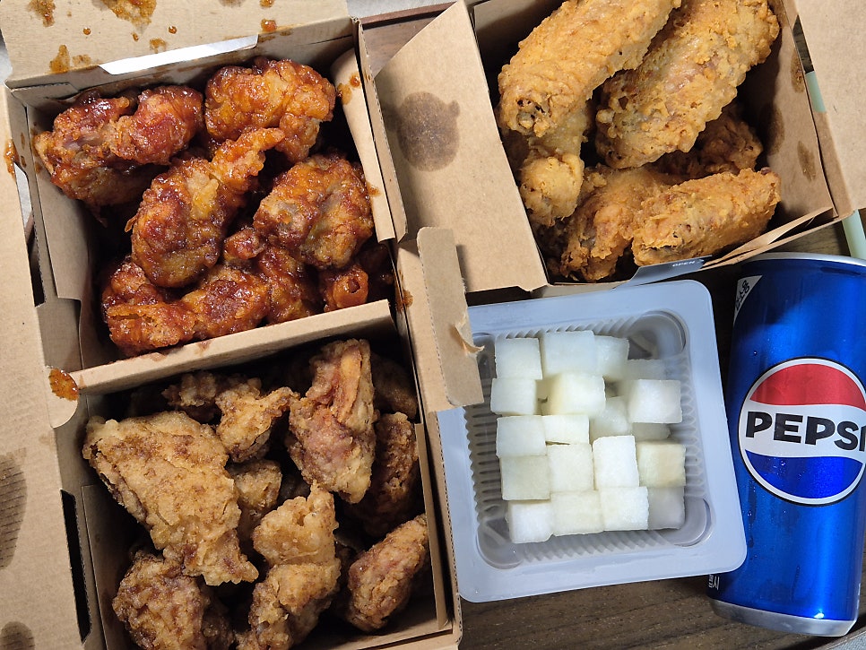 교촌치킨 중산점 사진 5