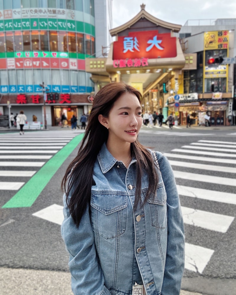 데일리스트 데님자켓으로 완성해본 캐주얼한 여자 청자켓 코디!