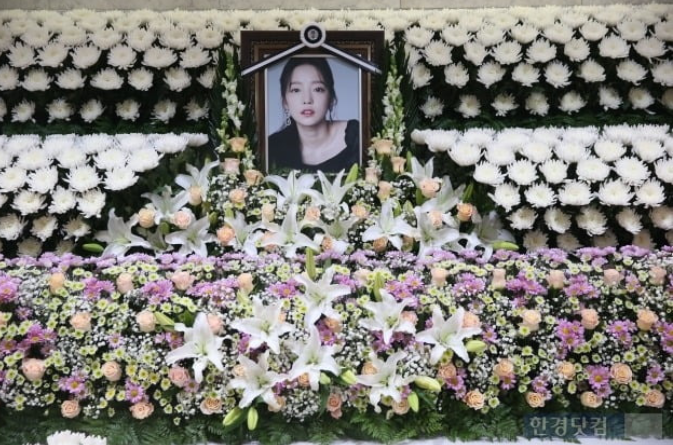 “구하라, 떠난 뒤에도 싸움은 계속됐다… 진짜 지옥은 그 후였다”