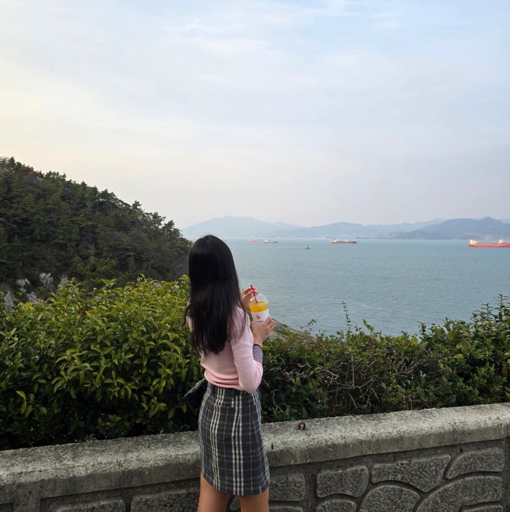  여수 여행 기념품 여수 카페 이순신광장 백년유자