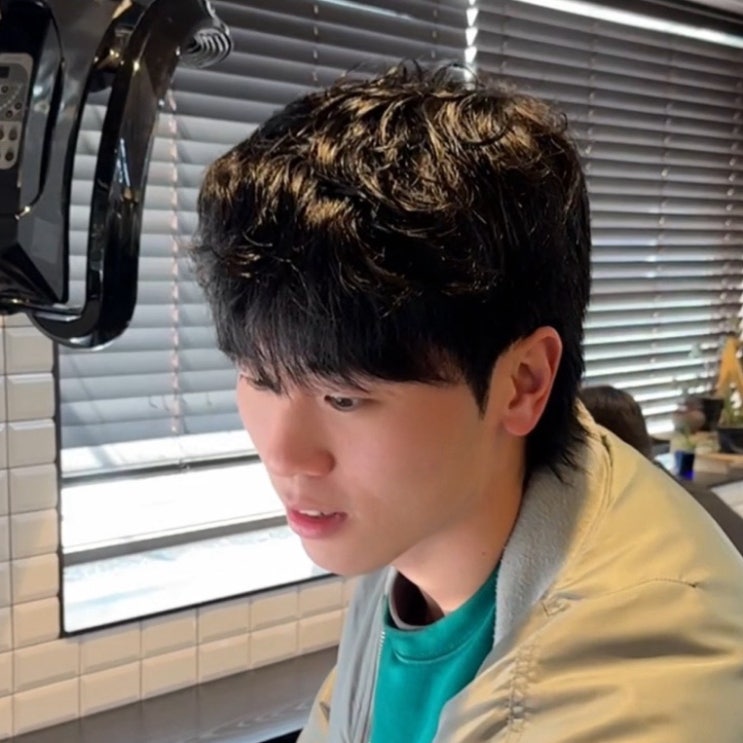  왕십리 미용실 맨드살롱왕십역점 수민 시스루쉐도우펌