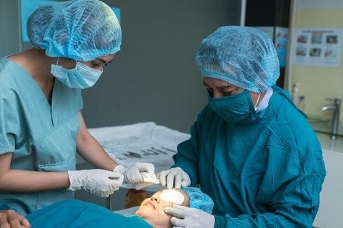 대법원, 백내장 수술시 “합병증·부작용 입증해야 실손 보상가능” 대법원, 백내장 수술시 “합병증·부작용 입증해야 실손 보상가능”