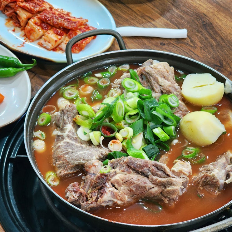  원조은평감자국 은평구 감자국 맛집 푸짐하고 맛있는 응암동 맛집 내돈내산