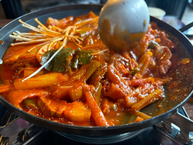  구문천리 맛집 향남맛집 - 돼지 김치 두루치기 육순 추천