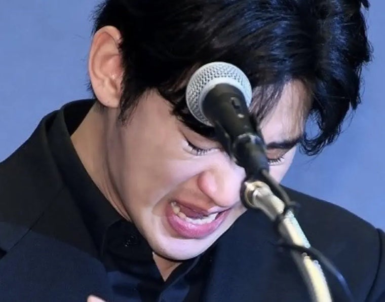 故 설리 동생, 김수현 조문 태도에 의문 제기… 영화 '리얼' 둘러싼 의혹 재점화