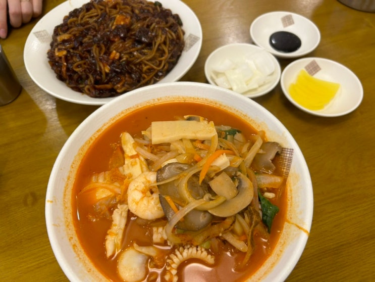  청량리안내원에 소개된 제기동역 쟁반짜장 맛집<진미>(쟁반짜장, 삼선짬뽕, 군만두)