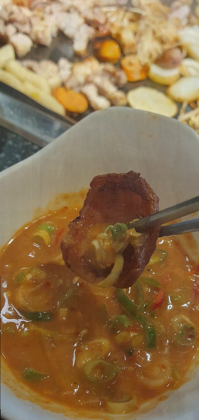 배꼽숙성삼겹살과막창, 방촌동 맛집에서 즐기는 깊은 풍미