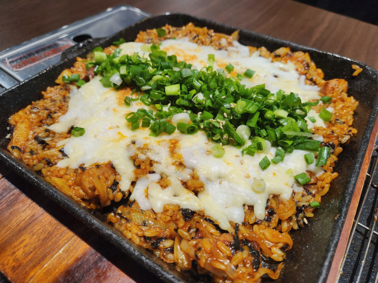  [오일내 건대점] 신선한 삼겹살과 좋은 분위기에서 즐길 수 있는 건대 맛집
