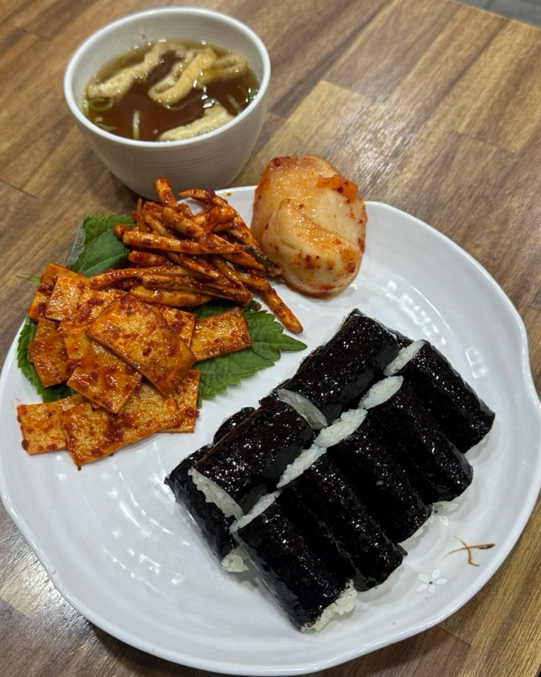 명가충무김밥&수제비 범물점 사진 5