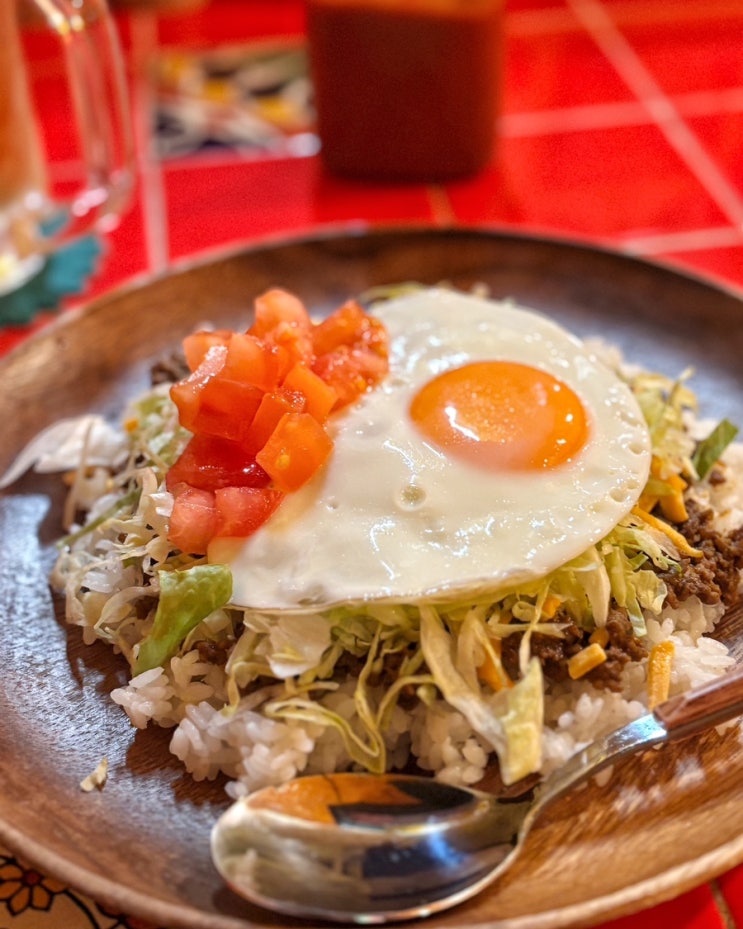  오키나와 4박 5일 자유여행, 나하공항 타코 라이스 맛집 Amigo Tacos