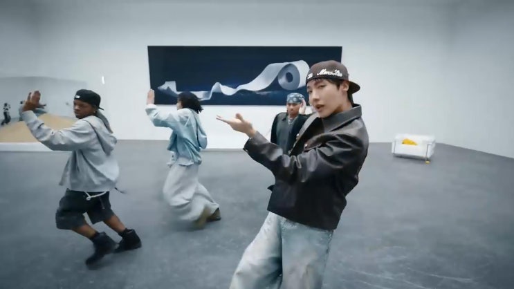 BTS <b>제이홉</b> ‘모나리자’, 美 <b>빌보드</b> ‘<b>핫 100</b>’ 65위