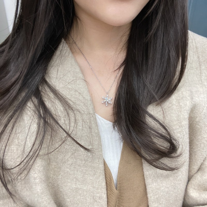 여성악세사리 미미몰 눈꽃크리스탈목걸이 실버