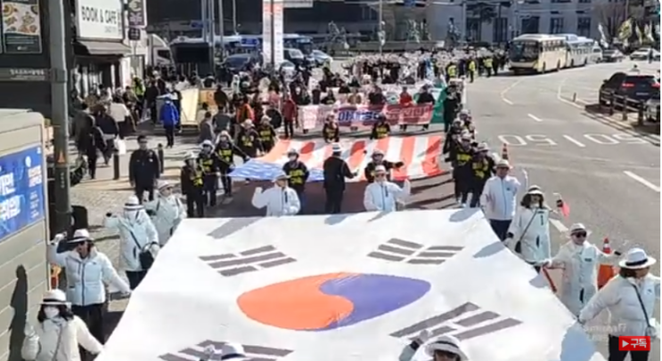 공수처, 위성정당 반대, <b>투표소</b> 즉석 개표 법안 제안도 외면했다."