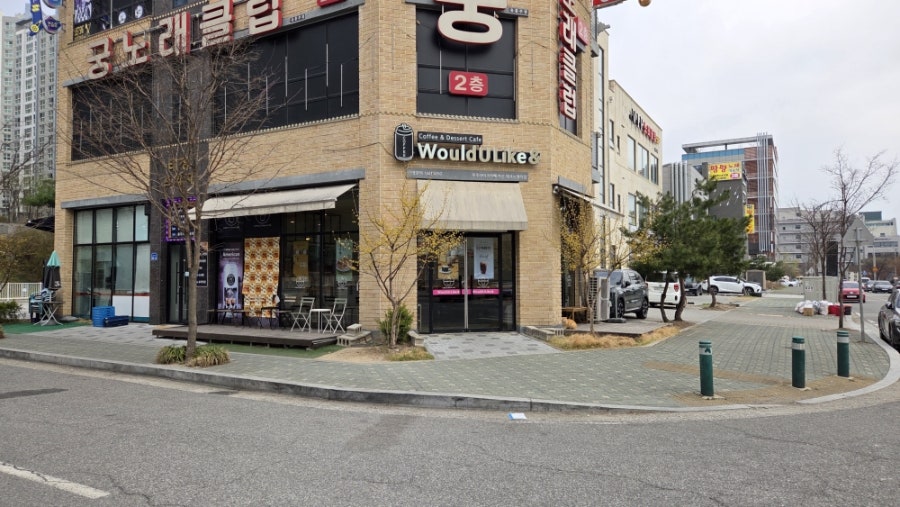 우주라이크커피 아산테크노벨리점 사진 3