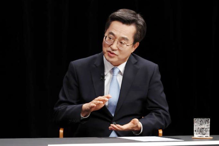 <b>김동연</b> 경기지사, 美 상호<b>관세 대응</b>···미시간 주지사에... 