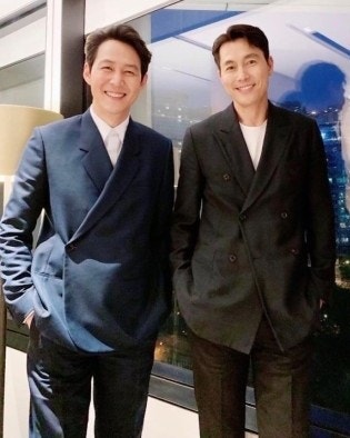 鄭雨盛、李政宰近況：因公司業務訪問中國！Artist Company經紀公司的藝人有誰？
