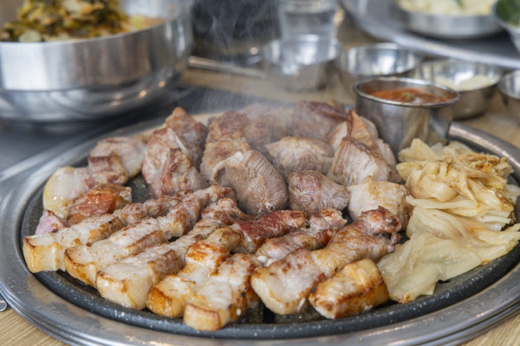  제주협재도민맛집 현지인들도 극찬하는 도민상회본점 제주한림협재흑돼지