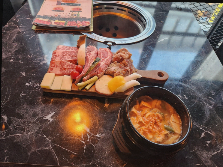  육랩 종로점, 다양한 부위를 즐길 수 있는 광화문 맛집
