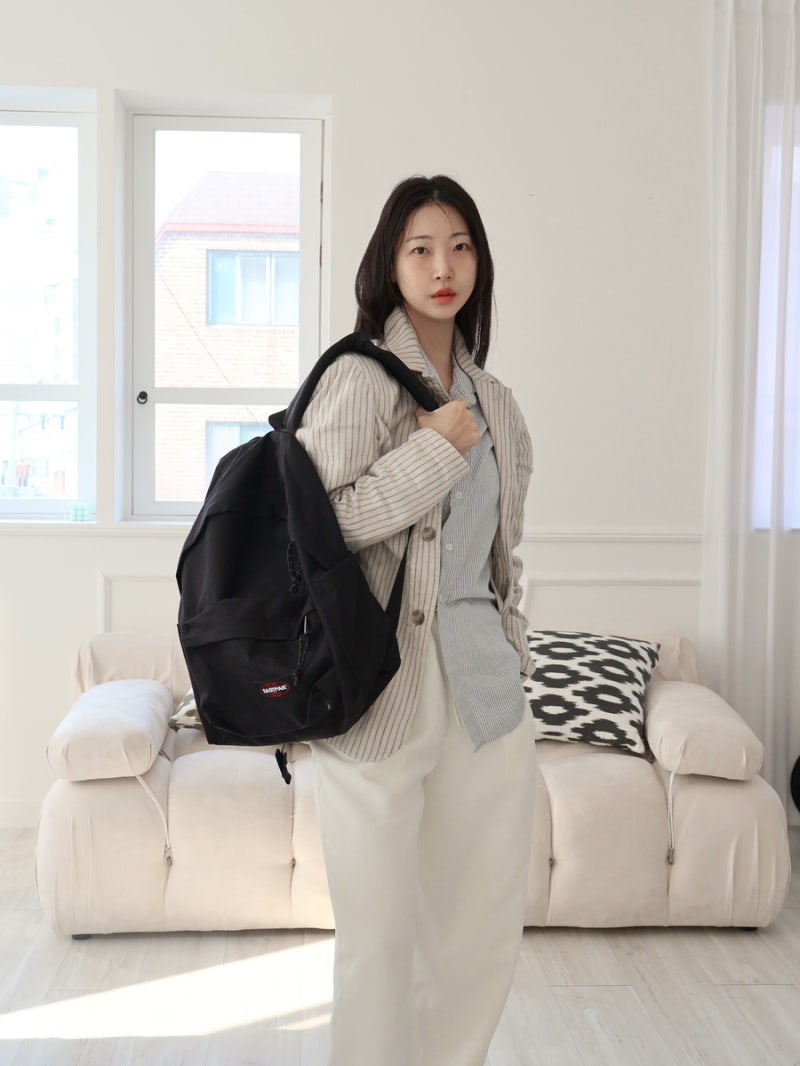 EASTPAK 여자 대학생 직장인 베스트 인기 백팩 이스트팩 데이팩