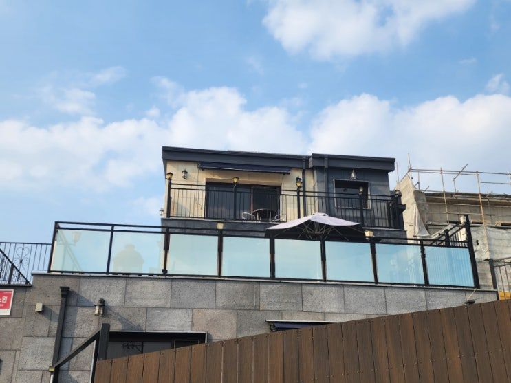 양주 유리 창문 썬팅 필름 시공 자외선차단 햇빛차단 시선차단