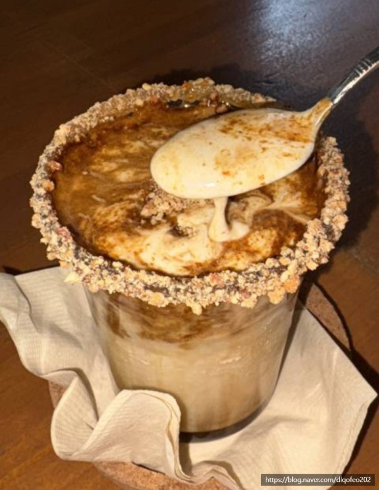  일산 밤리단길 카페 맛집 찾는다면 미루꾸커피 플랫 너티