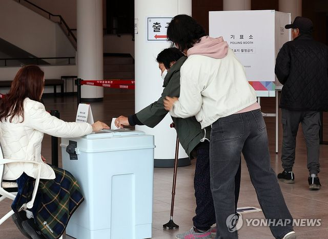  4·2 기초단체장 재선거…與 1곳·민주 3곳·혁신 1곳 승리