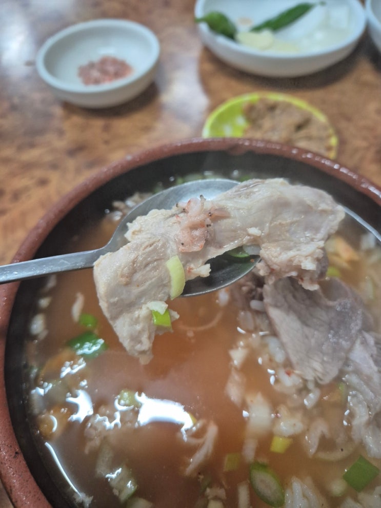 내돈내산 부산여행 아침식사 백종원3대천왕 부광돼지국밥전문점 내돈내산 부산여행 아침식사 백종원3대천왕 부광돼지국밥전문점