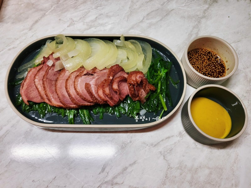 오늘은 뭐 먹지? 기름기 쏙 빠진 훈제 오리 부추찜 집들이 요리