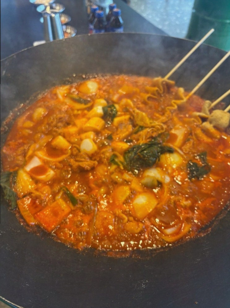  신선한 식사를 원한다면? 울산삼산솥뚜껑닭도리맛집 까치솥뚜껑닭도리