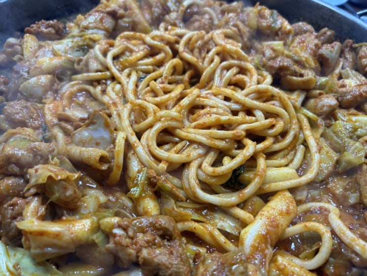  춘천 공무원 강력 추천 남춘천역 닭갈비 맛집 <명동우미닭갈비>(닭갈비, 막국수, 볶음밥)