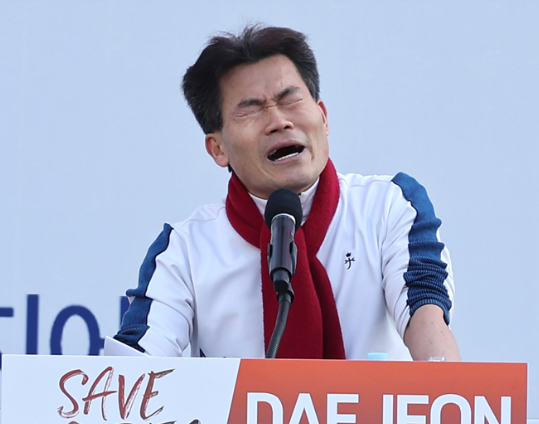  지금이라면 아직 늦지 않았습니다. 당장 멈춰야하는 한국사 강사 전한길 사주