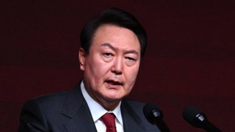 윤석열 탄핵, <b>장제원</b> <b>발인</b> – 두 절친의 기구한 운명