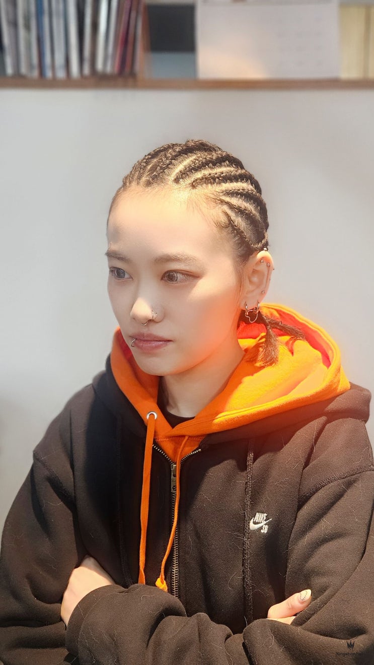  여자 콘로우, 이렇게 힙할 수 있다고? 킹스톤헤어 스토리