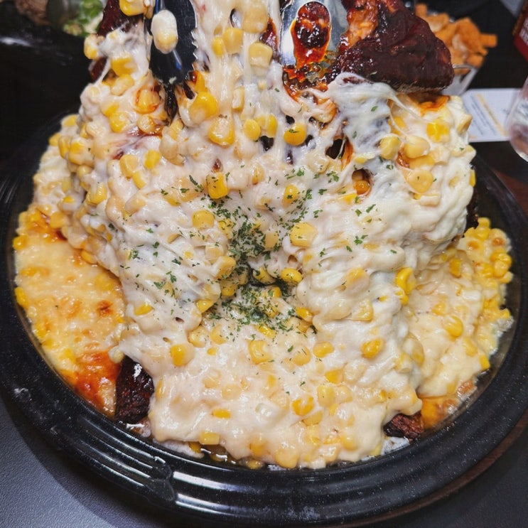  신촌맛집으로 유명한 산산바베큐치킨, 연세대 근처의 핫플레이스