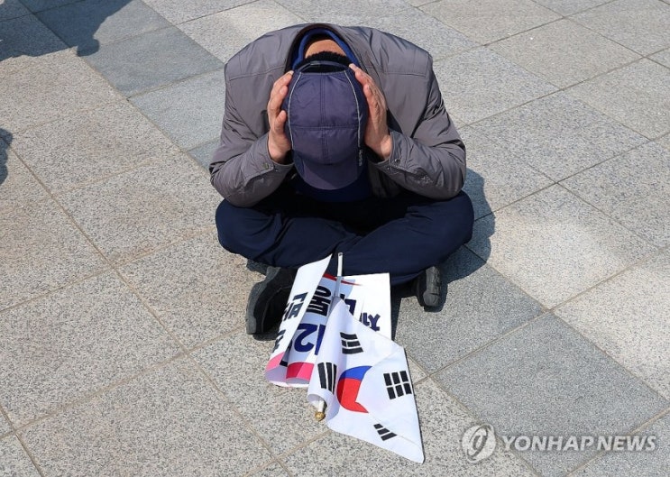 '심리적 내전' 빠진 한국, 사회통합 최대 과제로 '심리적 내전' 빠진 한국, 사회통합 최대 과제로