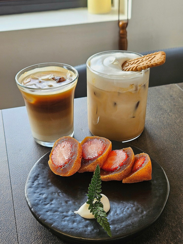  수원 화성행궁 카페 커피가이 명장의 진짜 커피