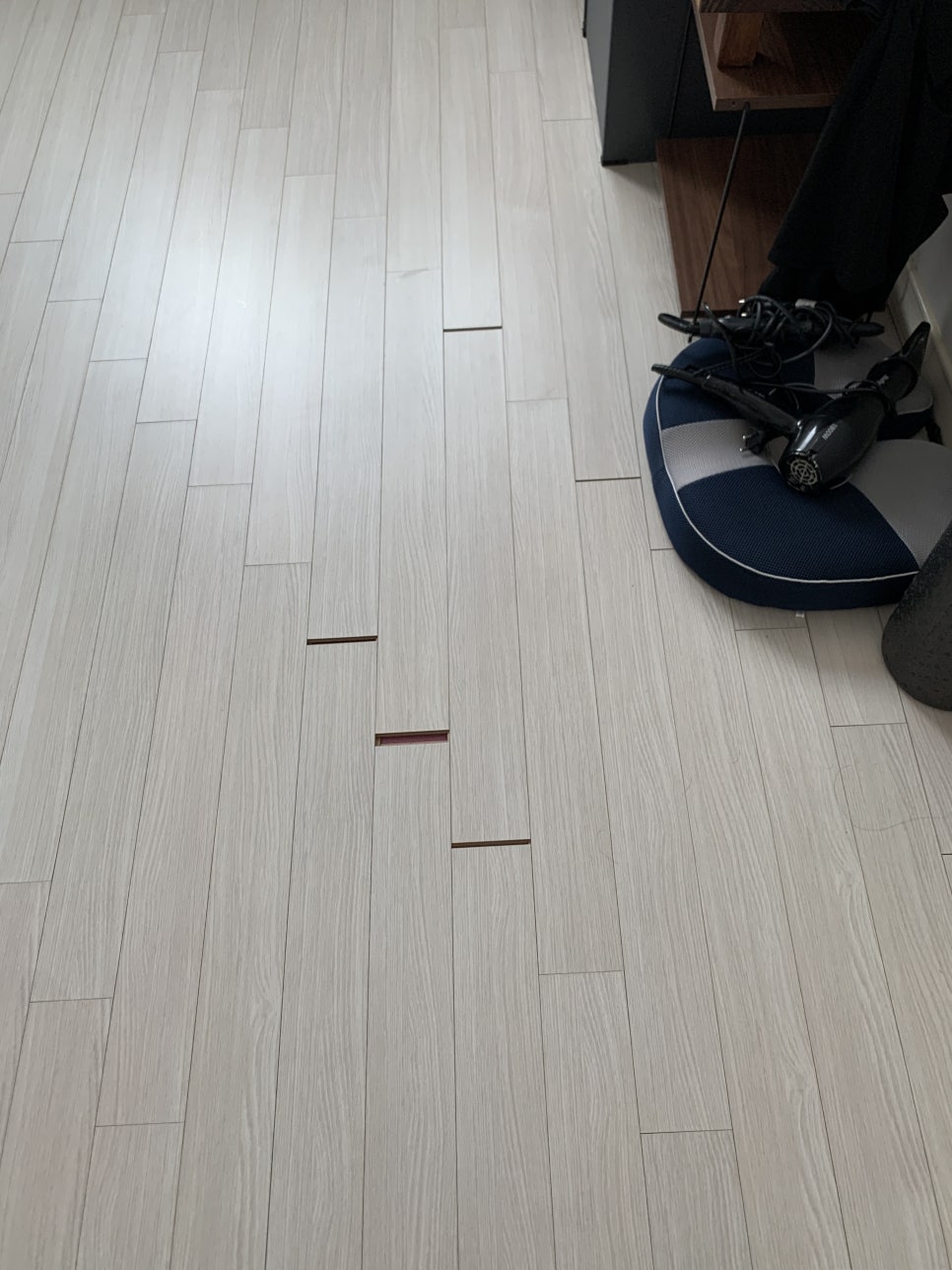 강화마루벌어짐 마루틈새 보수방법