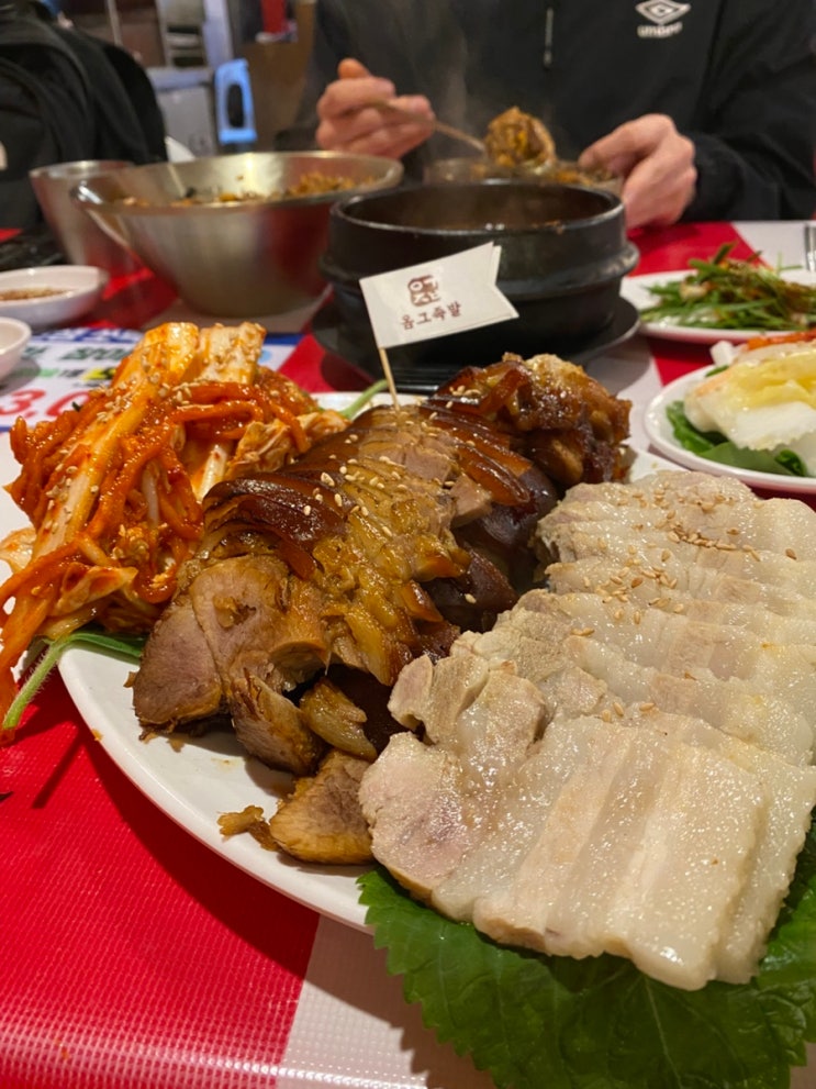  군산 옴그족발 족보세트 군산 맛집 보쌈 군산재방문맛집 수송동저녁추천 수송동보건소맛집 족밥