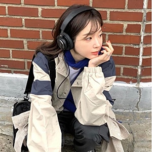 강민경 바람막이 마리떼 프랑소와저버 컬러 블록 자켓 솔직 리뷰 착샷