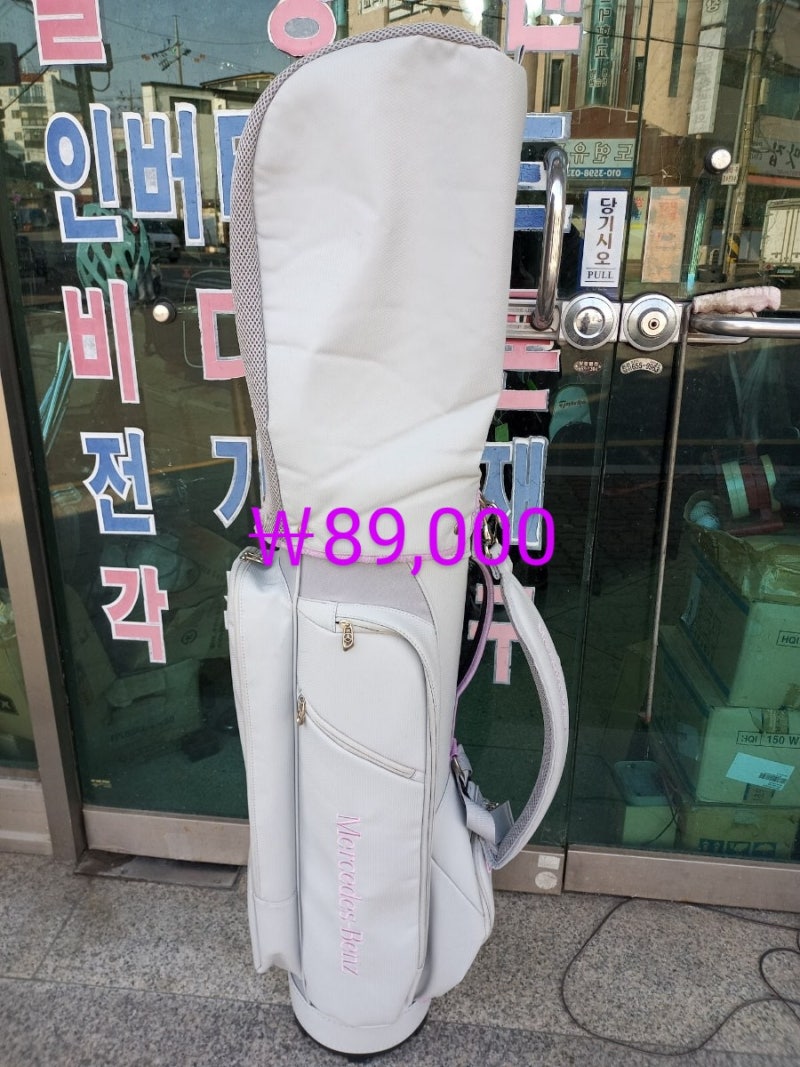 여성용 벤츠-테일러메이드 콜라보 캐디백