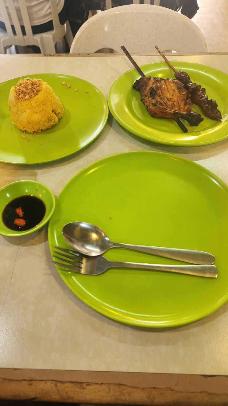  바콜로드 여행 필리핀 맛집 Aida's Chicken