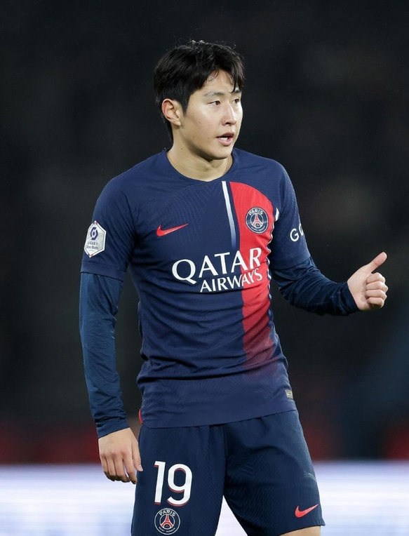 ‘이강인 복귀’ 초읽기, 챔피언스리그 UCL 8강 PSG vs 애스턴빌라전 출전 가능성 높아 ‘이강인 복귀’ 초읽기, 챔피언스리그 UCL 8강 PSG vs 애스턴빌라전 출전 가능성 높아