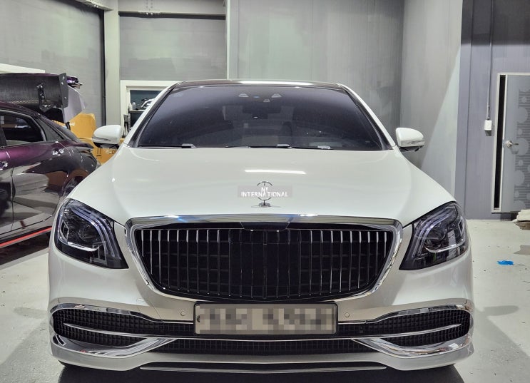  벤츠 W222 S클래스 S350d 전기형, 후기형 마이바흐ST 신형개조 컨버전 바디킷 시공! 수입차 사고수리 판금도색 및 신형개조!수도권 경기도 일산 일급내유공업사 내유인터내셔널