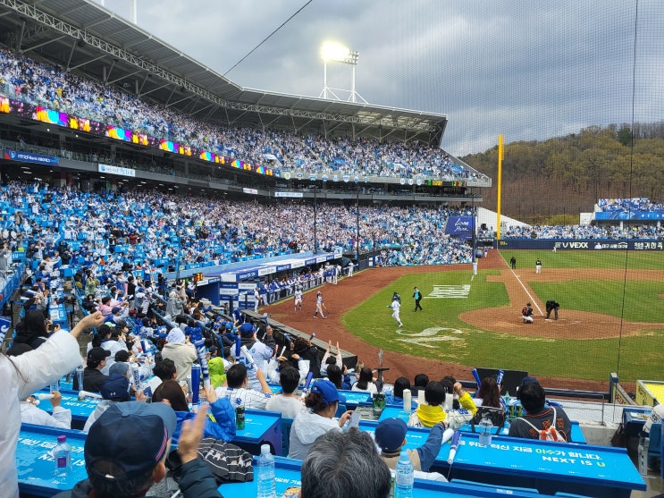 대구 삼성라이온즈파크 <b>프로야구</b>(<b>삼성</b>-한화) 1루 테이블석... 