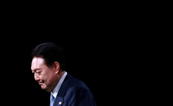 尹 취임부터 파면까지 1060일, <b>내란</b> 같았던 언론계 타임라인