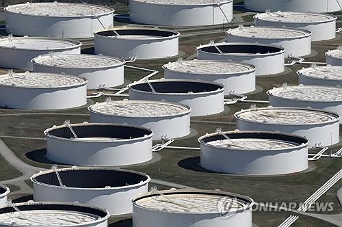 국제유가, 침체 공포에 4년 만에 최저…WTI 7% 급락 국제유가, 침체 공포에 4년 만에 최저…WTI 7% 급락