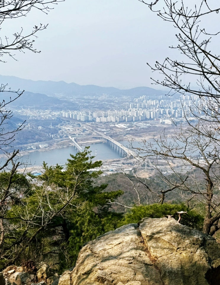  지하철 타고 가는 서울근교 산행, 예봉산-적갑산-운길산 3산 연계(팔당역 출발, 운길산역으로 내려옴)