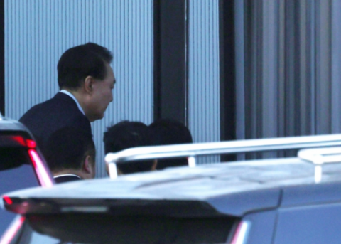 <b>윤석열 전 대통령</b> 파면이후 행보는? 서초동 아크로비스타 <b>사저</b>... 
