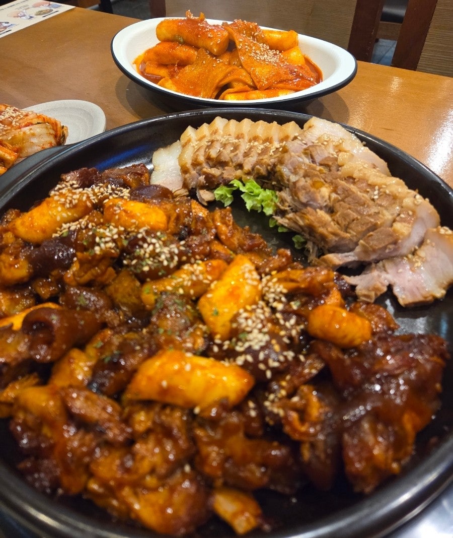 족발야시장 망포점 사진 1